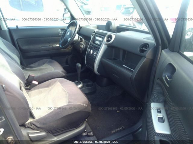 JTLKT324X64041047 - 2006 TOYOTA SCION XB Grau Foto 5