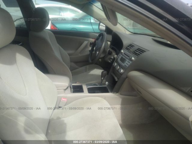 4T1BF3EK6AU024893 - 2010 TOYOTA CAMRY SE/LE/XLE 黑色 照片 5