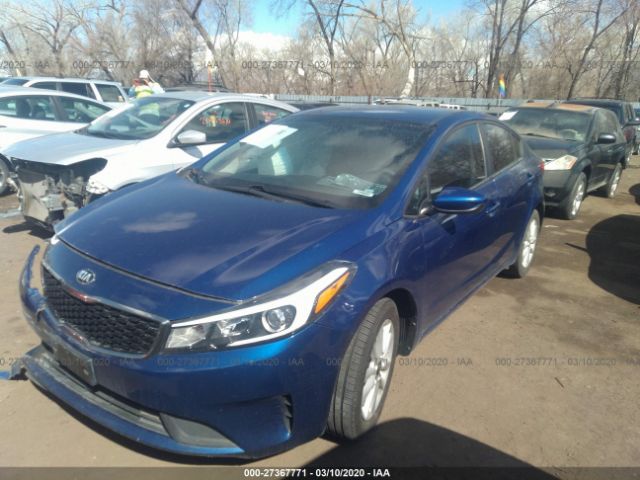 3KPFL4A76HE005789 - 2017 KIA FORTE LX/S Blue photo 2