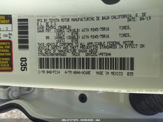 3TMAZ5CN8KM099603 - 2019 TOYOTA TACOMA DOUBLE CAB/SR5/TRD SPORT/ White photo 9