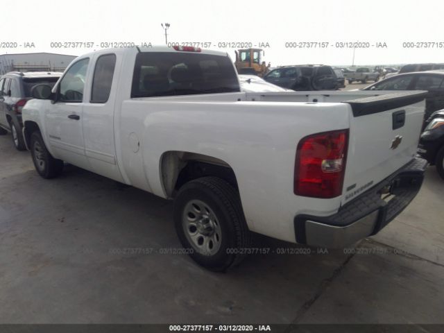 1GCSCREA6AZ282535 - 2010 CHEVROLET SILVERADO C1500  LS White photo 3