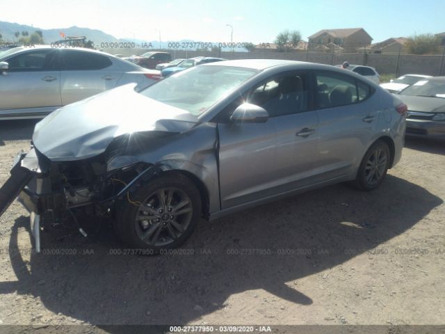 5NPD84LF8HH177671 - 2017 HYUNDAI ELANTRA SE/VALUE/LIMITED Silver photo 2