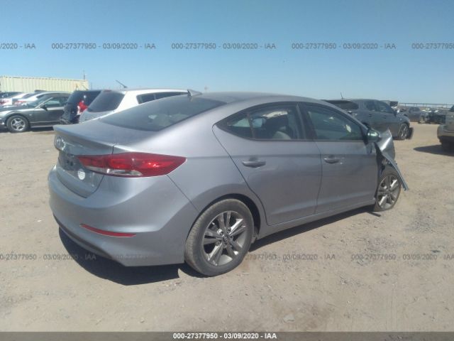 5NPD84LF8HH177671 - 2017 HYUNDAI ELANTRA SE/VALUE/LIMITED Silver photo 4