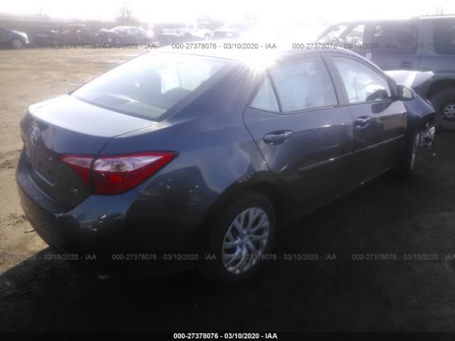 5YFBURHE8HP570606 - 2017 TOYOTA COROLLA L/LE/XLE/SE/XSE Gray photo 4