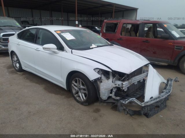 3FA6P0HD8GR226400 - 2016 FORD FUSION SE White photo 1