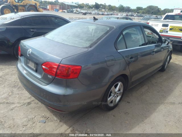 3VWLL7AJ9EM250052 - 2014 VOLKSWAGEN JETTA TDI Gray photo 4