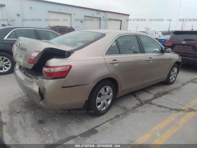 4T1BE46K29U382558 - 2009 TOYOTA CAMRY SE/LE/XLE Gold photo 4