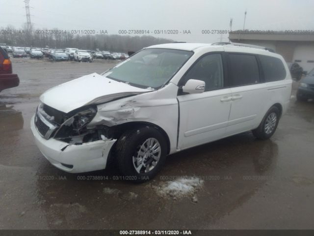 KNDMG4C77C6463011 - 2012 KIA SEDONA LX White photo 2