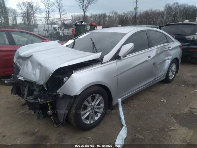 5NPEB4AC1DH572252 - 2013 HYUNDAI SONATA GLS Silver photo 2