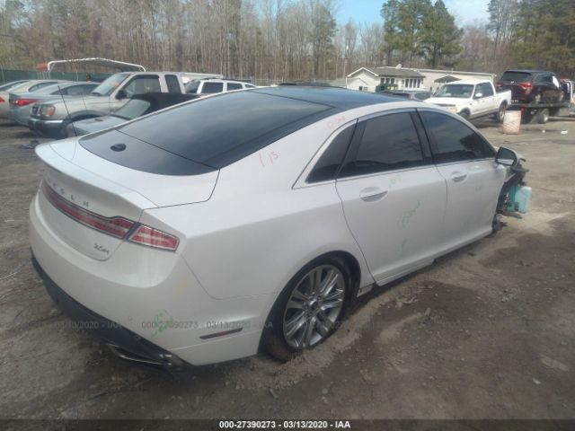 3LN6L2LU7ER815858 - 2014 LINCOLN MKZ HYBRID White photo 4