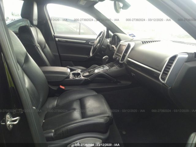 WP1AA2A21CLA02418 - 2012 PORSCHE CAYENNE  Black photo 5