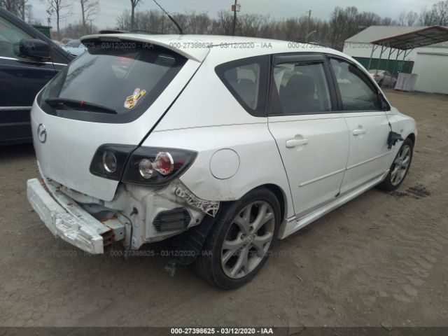 JM1BK344881819782 - 2008 MAZDA 3 HATCHBACK White photo 4