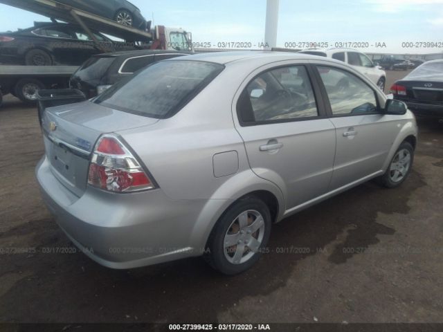 KL1TD56618B008853 - 2008 CHEVROLET AVEO LS Silver photo 4