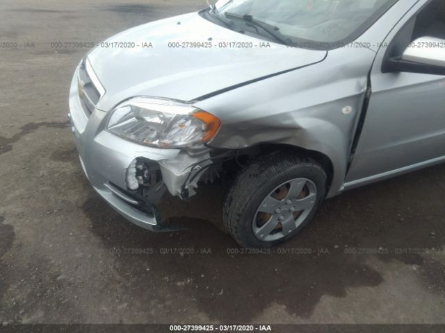 KL1TD56618B008853 - 2008 CHEVROLET AVEO LS Silver photo 6