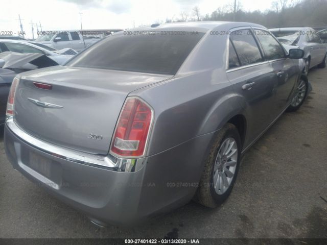 2C3CCAAG4EH156779 - 2014 CHRYSLER 300  Silver photo 4