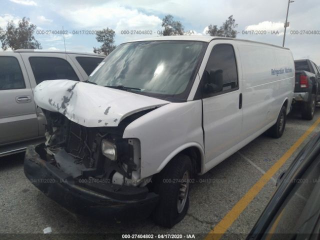 1GTW7GBA7B1189733 - 2011 GMC SAVANA G2500 White photo 2