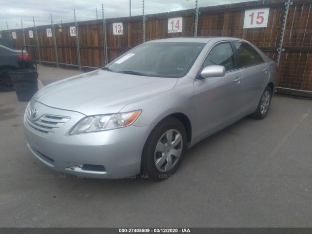 4T1BK46K97U510042 - 2007 TOYOTA CAMRY LE/XLE/SE Silver photo 2