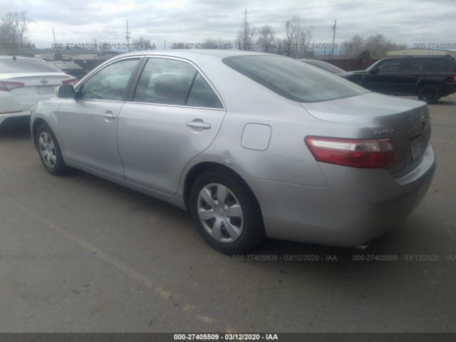 4T1BK46K97U510042 - 2007 TOYOTA CAMRY LE/XLE/SE Silver photo 3