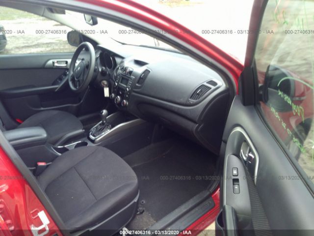 KNAFU5A27D5676947 - 2013 KIA FORTE EX Red photo 5