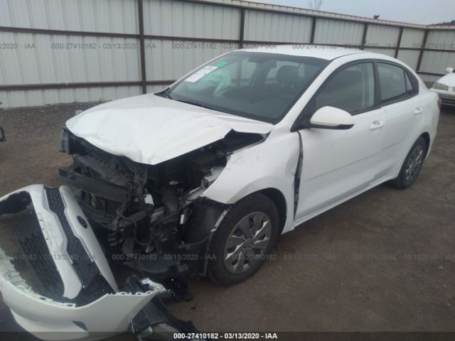 3KPA24AB7JE086521 - 2018 KIA RIO LX/S White photo 2