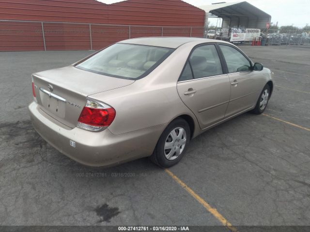 JTDBE32K263058032 - 2006 TOYOTA CAMRY LE/XLE Gold Foto 4