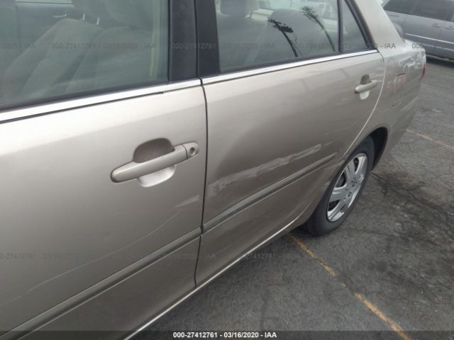 JTDBE32K263058032 - 2006 TOYOTA CAMRY LE/XLE Gold Foto 6