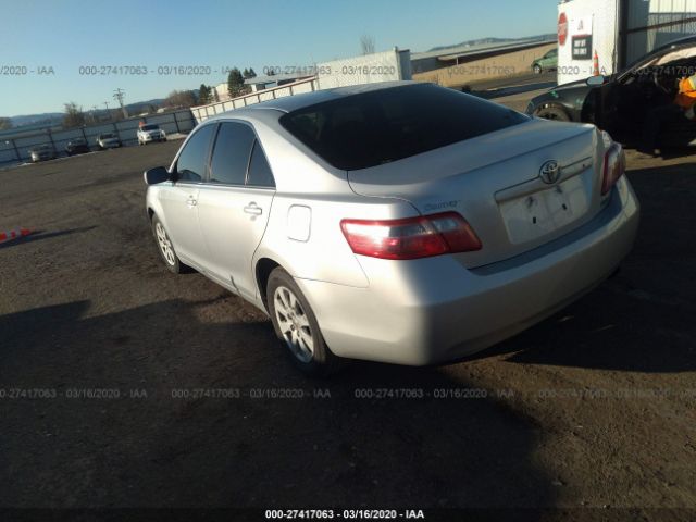 4T1BE46KX8U220210 - 2008 TOYOTA CAMRY CE/LE/XLE/SE Silver photo 3