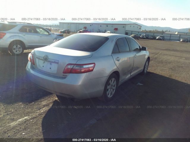 4T1BE46KX8U220210 - 2008 TOYOTA CAMRY CE/LE/XLE/SE Silver photo 4