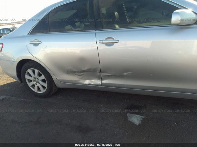 4T1BE46KX8U220210 - 2008 TOYOTA CAMRY CE/LE/XLE/SE Silver photo 6