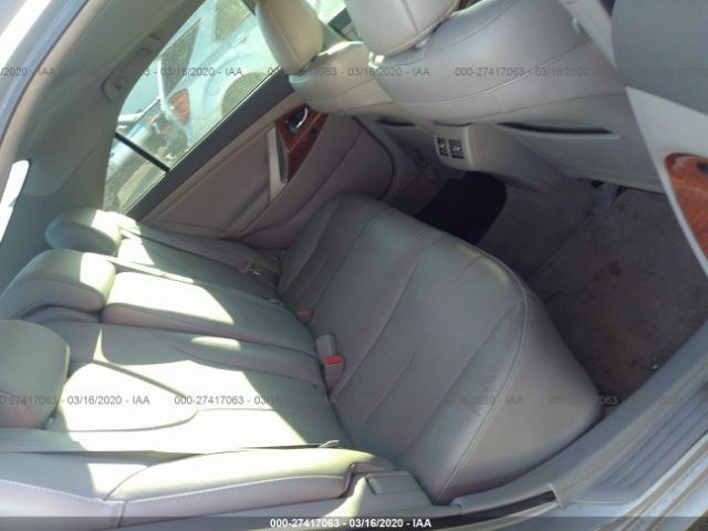 4T1BE46KX8U220210 - 2008 TOYOTA CAMRY CE/LE/XLE/SE Silver photo 8