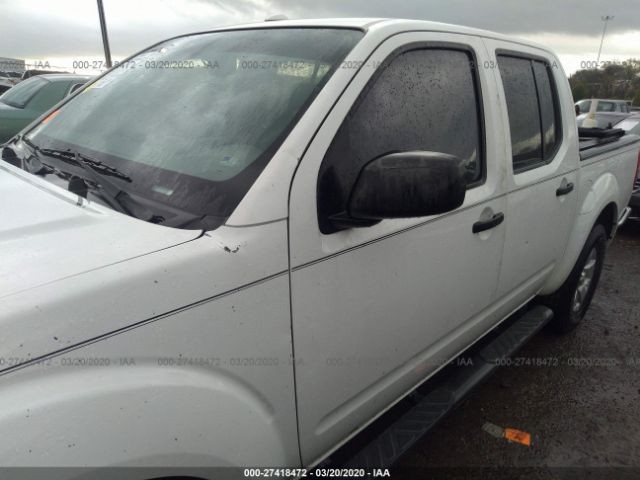 1N6AD0ERXBC435705 - 2011 NISSAN FRONTIER S/SV/SL/PRO-4X White photo 6