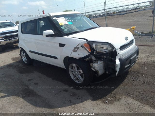 KNDJT2A2XA7165585 - 2010 KIA SOUL +/!/SPORT White photo 1