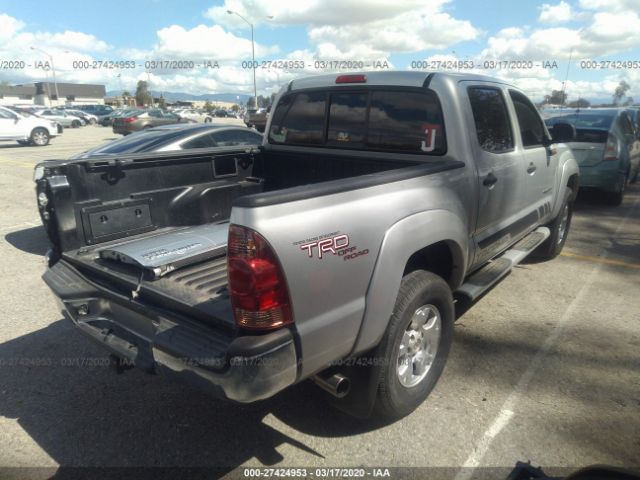 5TEJU62NX8Z509626 - 2008 TOYOTA TACOMA DOUBLE CAB PRERUNNER Silver photo 4