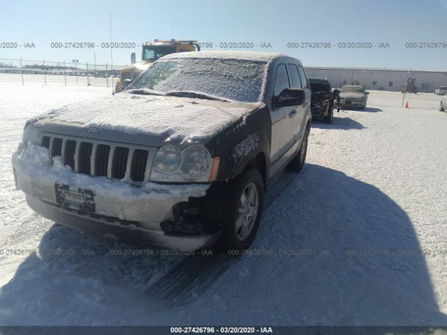 1J8GR48K47C617582 - 2007 JEEP GRAND CHEROKEE LAREDO/COLUMBIA/FREEDOM Silver photo 2