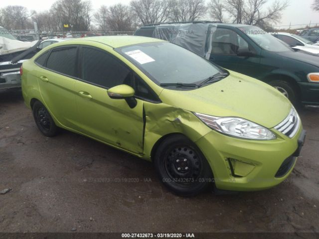 3FADP4BJXDM158932 - 2013 FORD FIESTA SE Green photo 1