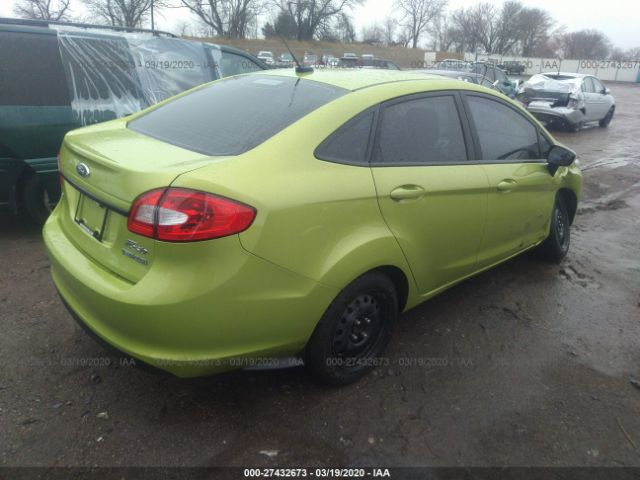 3FADP4BJXDM158932 - 2013 FORD FIESTA SE Green photo 4