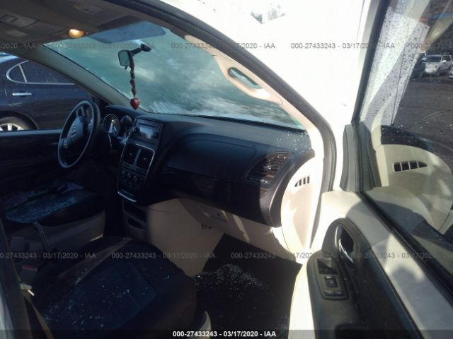 2C4RDGCGXCR347147 - 2012 DODGE GRAND CARAVAN SXT White photo 5