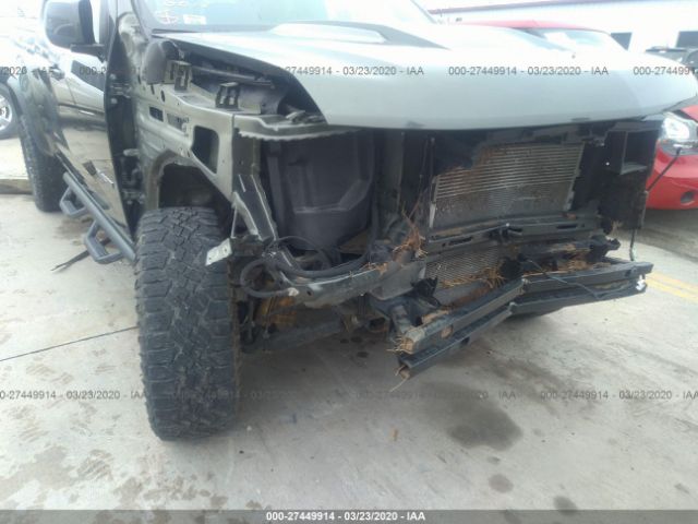 1GCRTEEN4J1123683 - 2018 CHEVROLET COLORADO ZR2 Gray photo 6