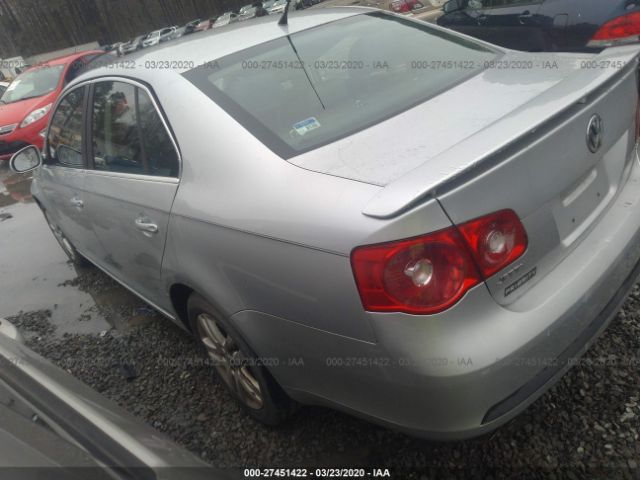 3VWEF71K37M135037 - 2007 VOLKSWAGEN JETTA WOLFSBURG 银色 照片 3