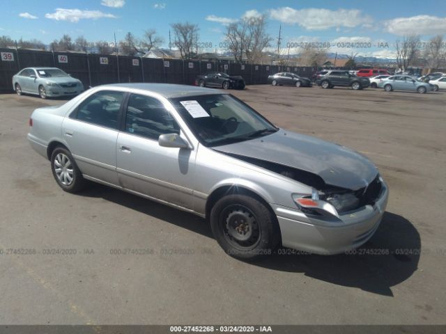 4T1BG22K01U096104 - 2001 TOYOTA CAMRY CE/LE/XLE ვერცხლისფერი ფოტო 1