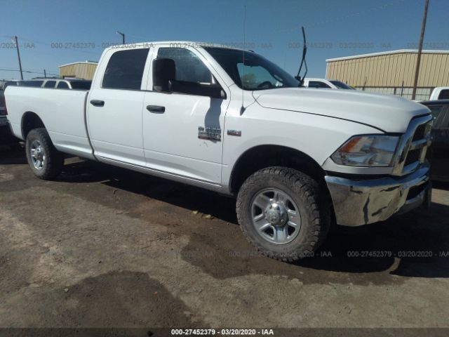 3C6UR5HJ2JG308339 - 2018 RAM 2500 ST White photo 1