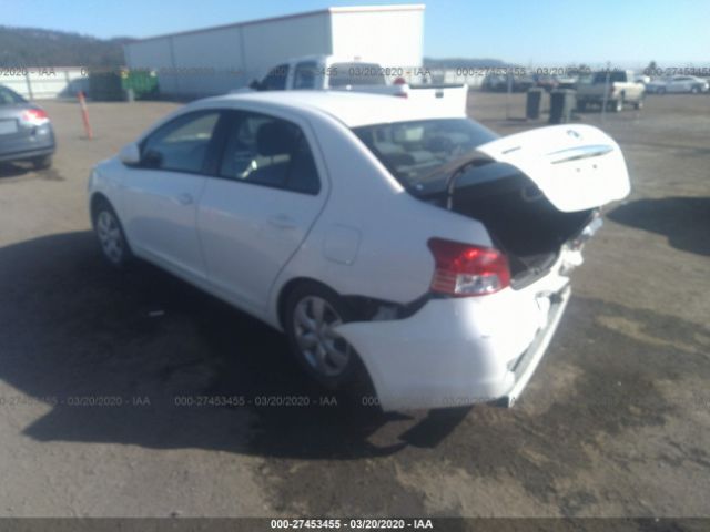 JTDBT923681265667 - 2008 TOYOTA YARIS  White photo 3