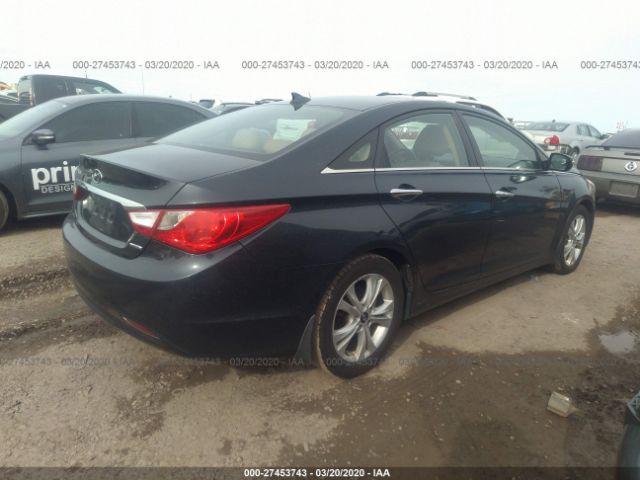 5NPEC4AC5DH546833 - 2013 HYUNDAI SONATA SE/LIMITED Black photo 4