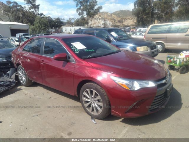 4T1BF1FK9HU711914 - 2017 TOYOTA CAMRY LE/XLE/SE/XSE Red photo 1