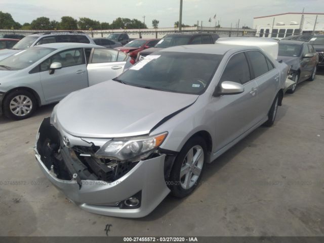 4T1BF1FK0DU210081 - 2013 TOYOTA CAMRY L/SE/LE/XLE 银色 照片 2