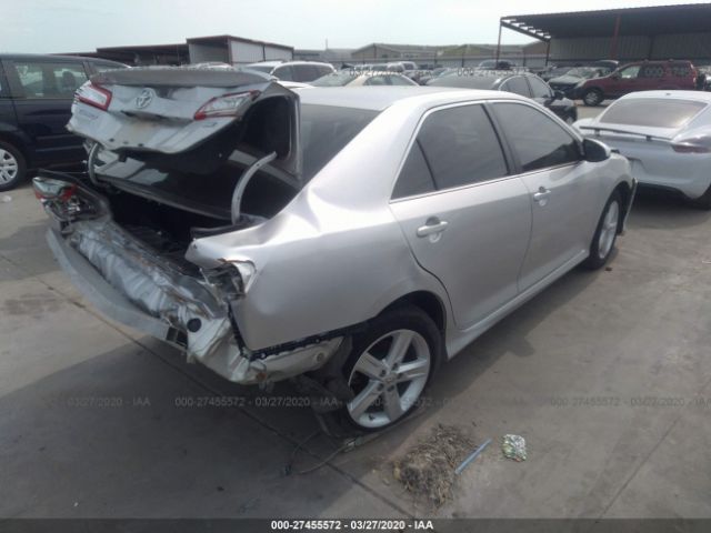 4T1BF1FK0DU210081 - 2013 TOYOTA CAMRY L/SE/LE/XLE 银色 照片 4