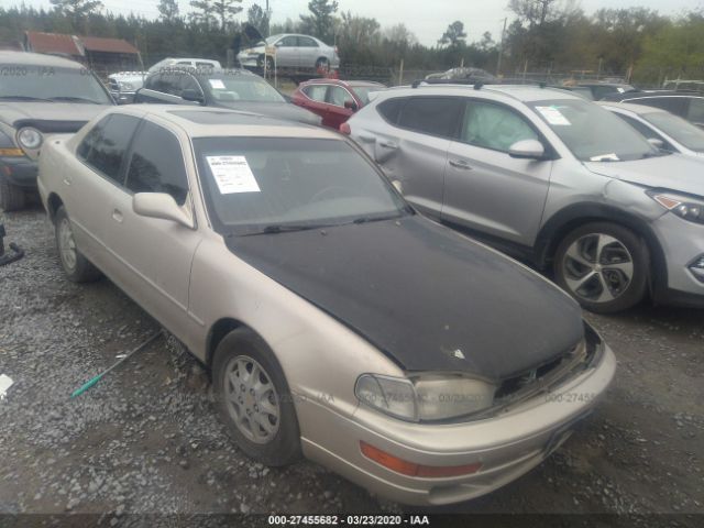 JT2SK13E7P0131056 - 1993 TOYOTA CAMRY XLE Gold photo 1