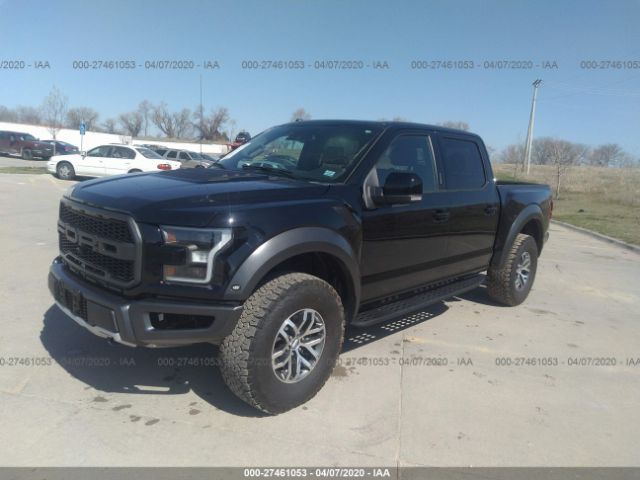 1FTFW1RG6JFD73704 - 2018 FORD F150 RAPTOR Black photo 2