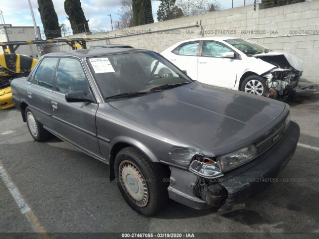 JT2VV21E5K0072904 - 1989 TOYOTA CAMRY DLX რუხი ფოტო 1