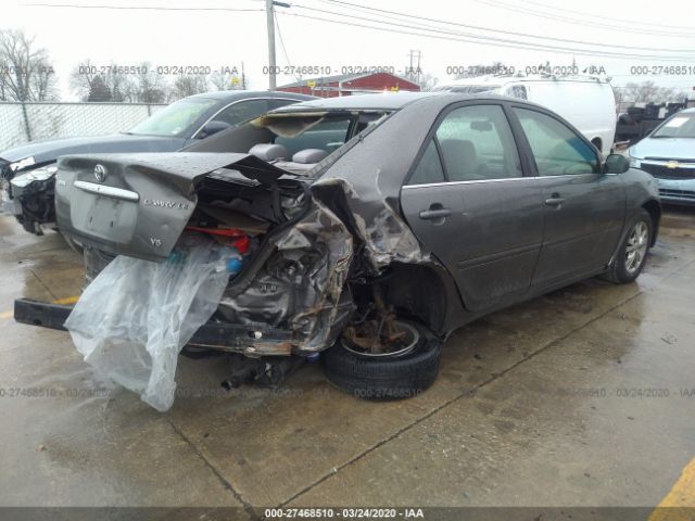 4T1BF32K55U593440 - 2005 TOYOTA CAMRY LE/XLE/SE Gray photo 4